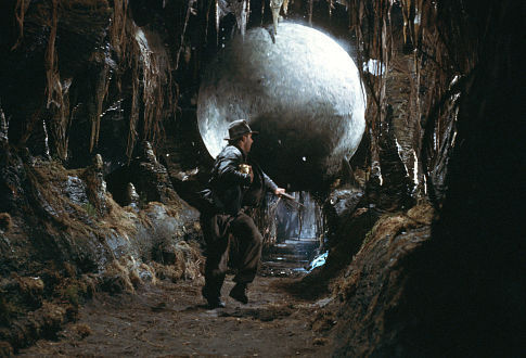 Indiana-jones-boulder-chase-scenes-1980s-80s1